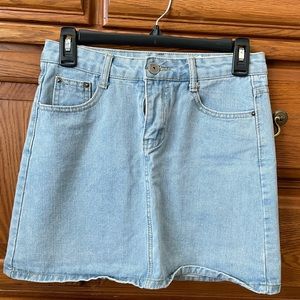 Light wash denim skirt